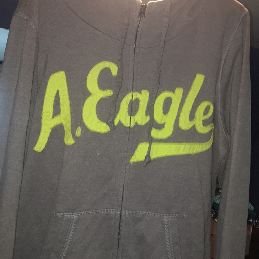 American Eagle zip up hoodie